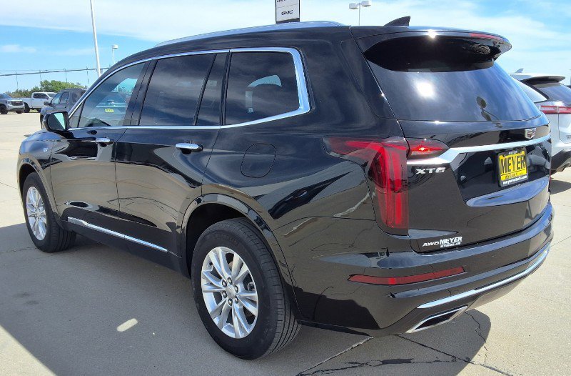 Used 2024 Cadillac XT6 Luxury w/ LPO, Floor Liner Package AWD/4WD image 6