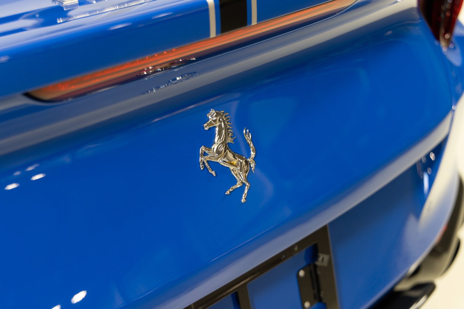 Certified 2022 Ferrari 812 GTS RWD image 39