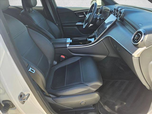 Certified 2024 Mercedes-Benz GLC 300 image 20