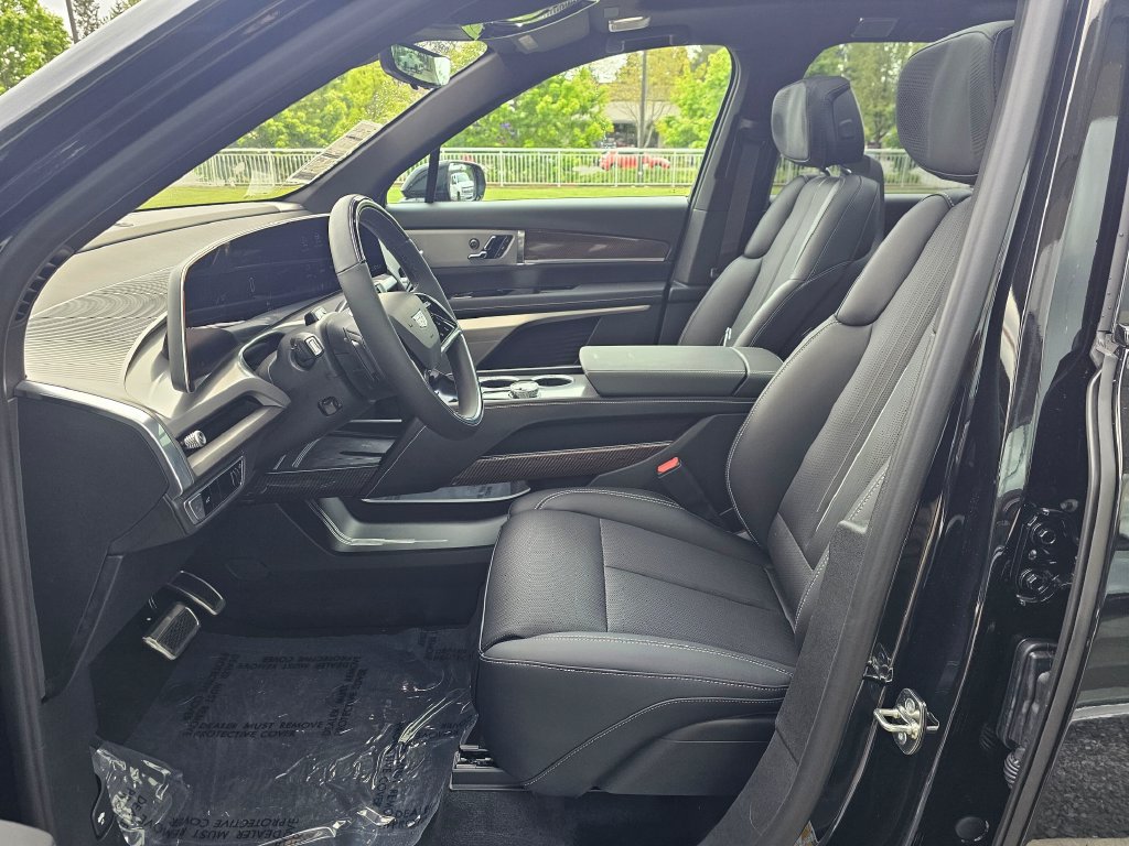 Used 2026 Cadillac Vistiq Sport AWD/4WD image 23