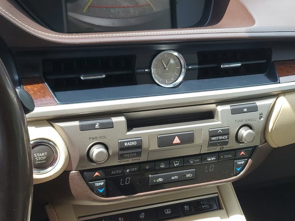 Used 2017 Lexus ES 350 FWD image 29