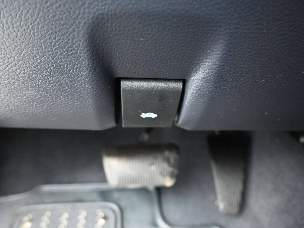 Used 2023 RAM 2500 Limited AWD/4WD image 34