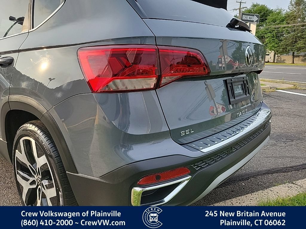 Certified 2023 Volkswagen Taos SEL AWD/4WD image 28