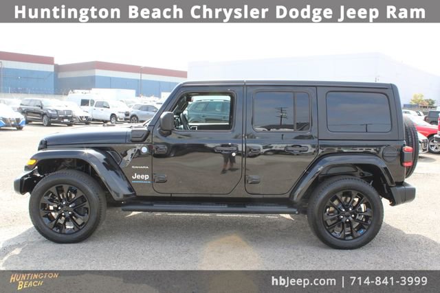 Used 2023 Jeep Wrangler Unlimited Sahara image 7