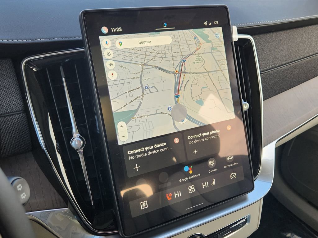 New 2026 Volvo XC90 T8 Ultra w/ Protection Package Premier image 8