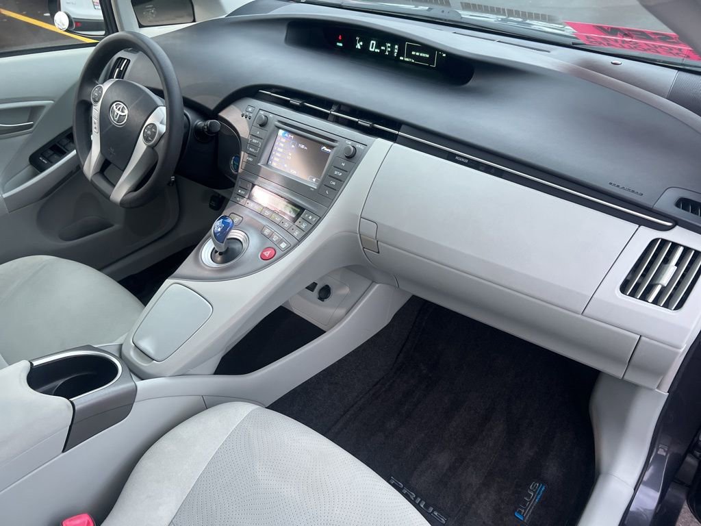 Used 2013 Toyota Prius Two image 20