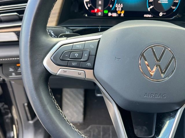 Used 2024 Volkswagen Atlas SE image 22