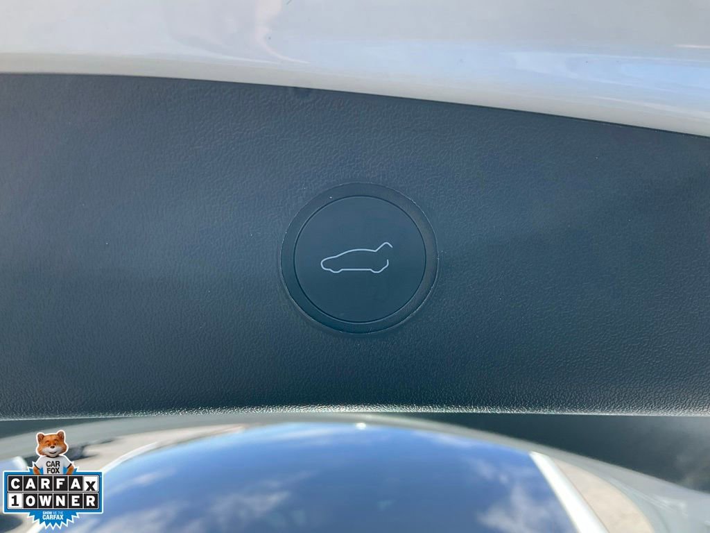 Used 2022 Tesla Model 3 Long Range AWD/4WD image 9