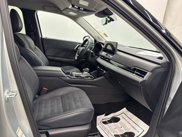 Used 2025 Mitsubishi Outlander SE AWD/4WD image 15