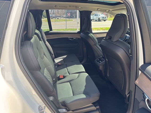 Certified 2025 Volvo XC90 B6 Plus AWD/4WD image 13