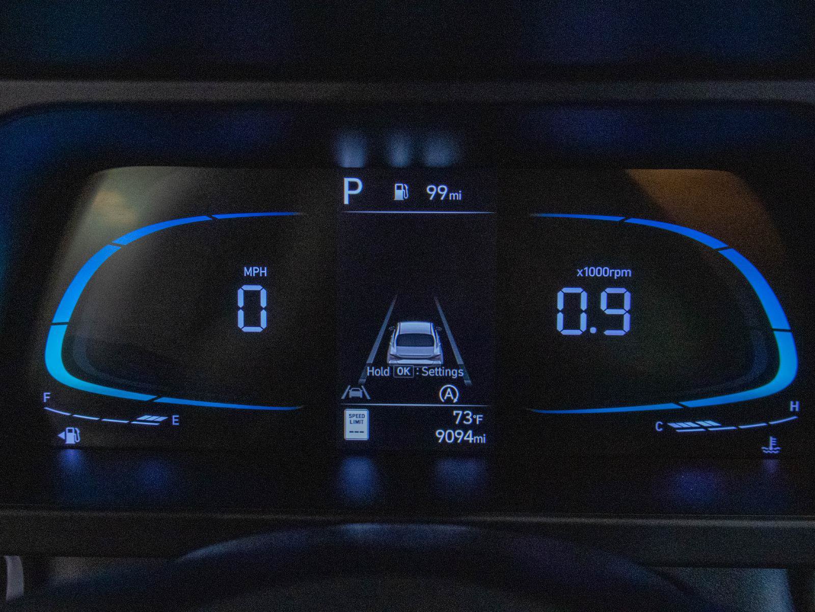 Used 2025 Hyundai Elantra SE FWD image 14