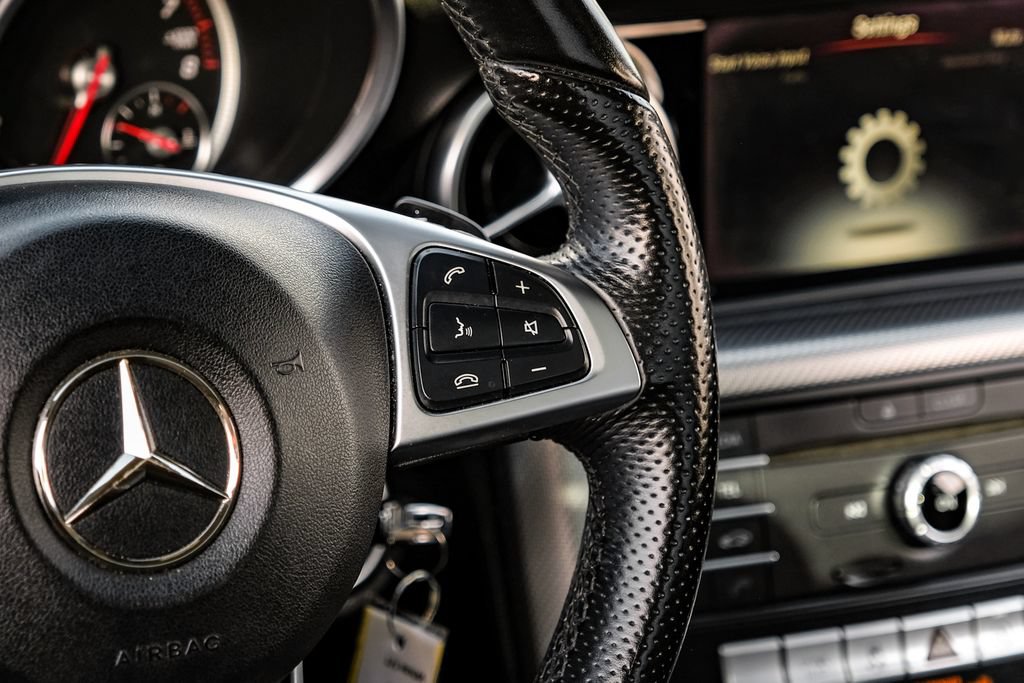 Used 2017 Mercedes-Benz SLC 300 image 12