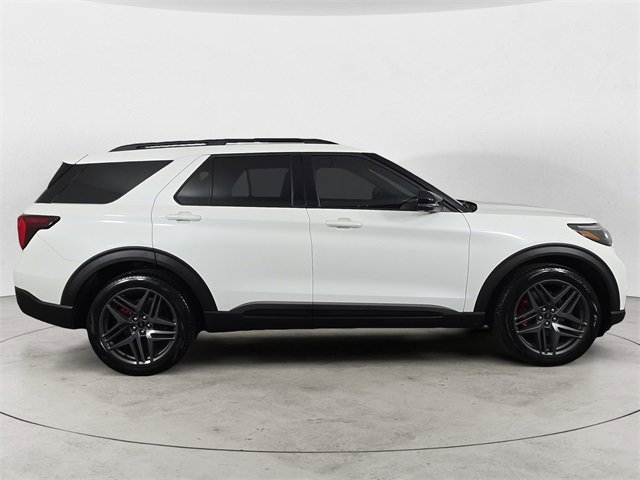 Certified 2025 Ford Explorer ST image 6