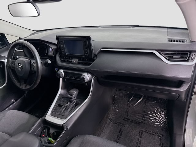Certified 2021 Toyota RAV4 XLE FWD image 27