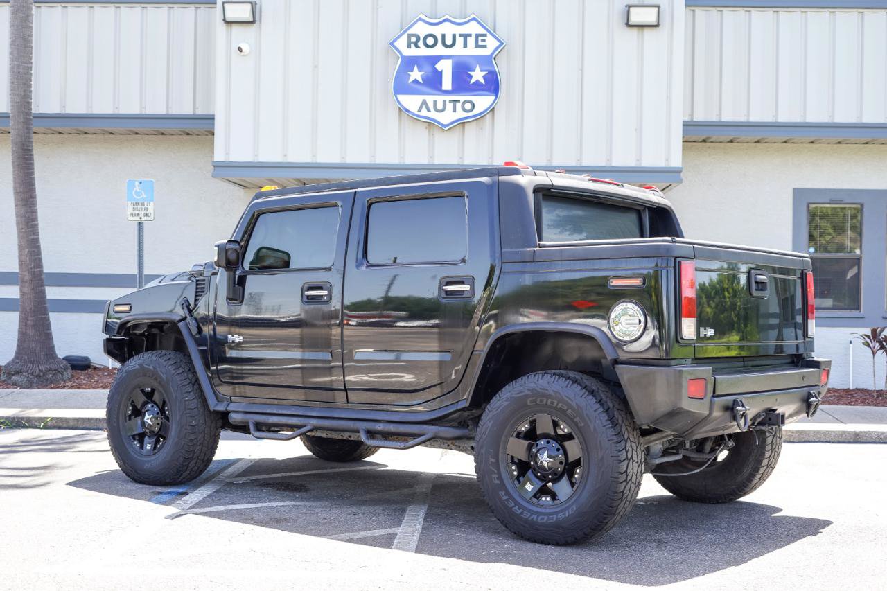 Used 2005 HUMMER H2 SUT w/ Preferred Equipment Group AWD/4WD image 6