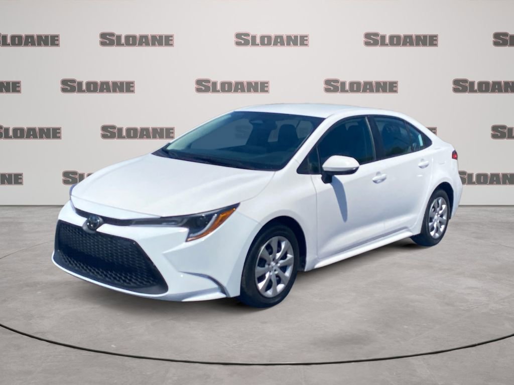 Used 2024 Toyota Corolla LE FWD image 1