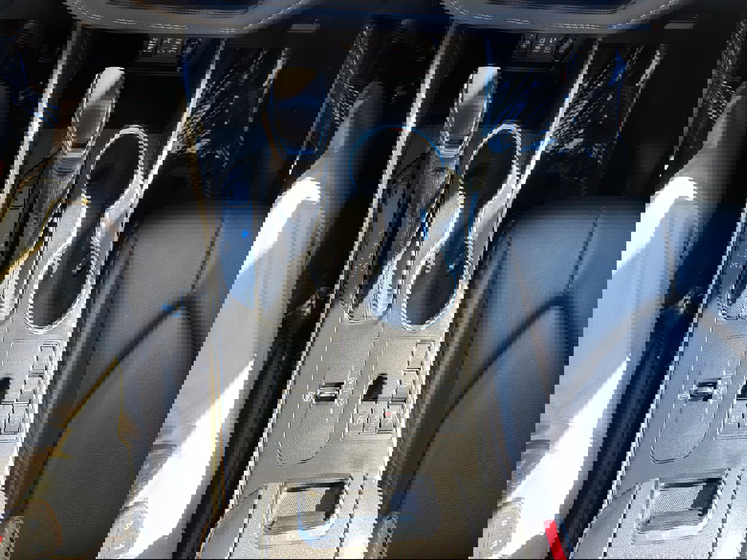 Used 2024 Toyota Highlander XLE image 33