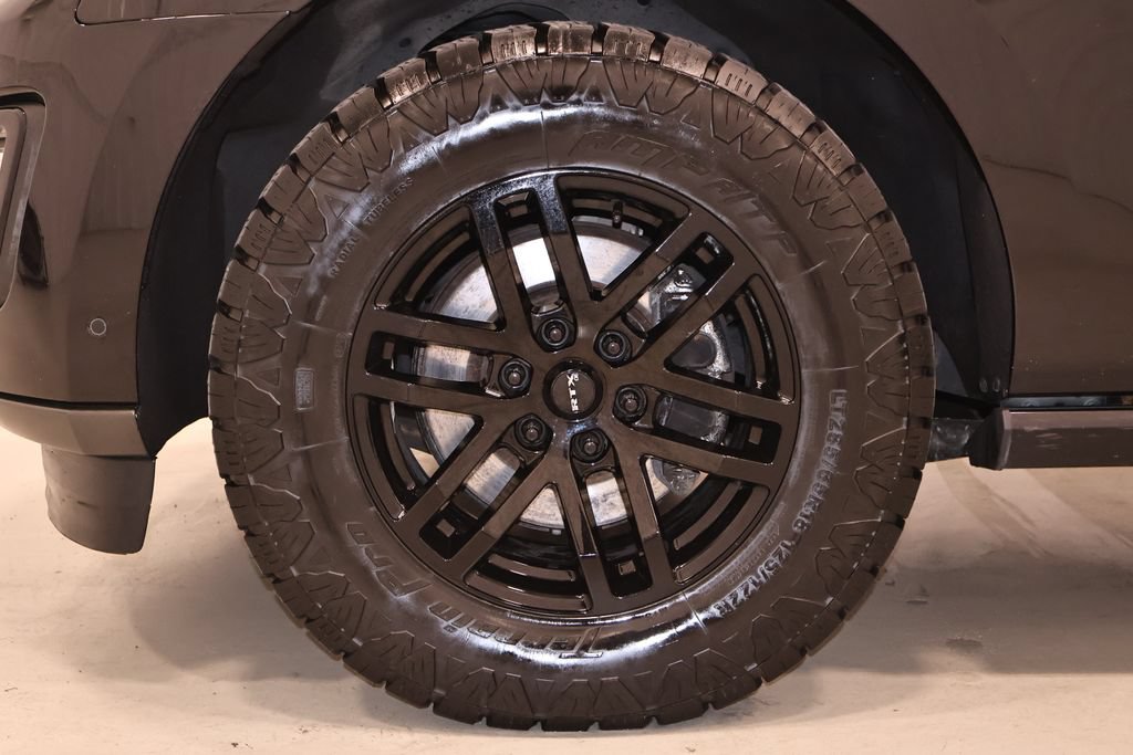 Certified 2020 Ford Expedition Limited w/ Equipment Group 303A AWD/4WD image 51