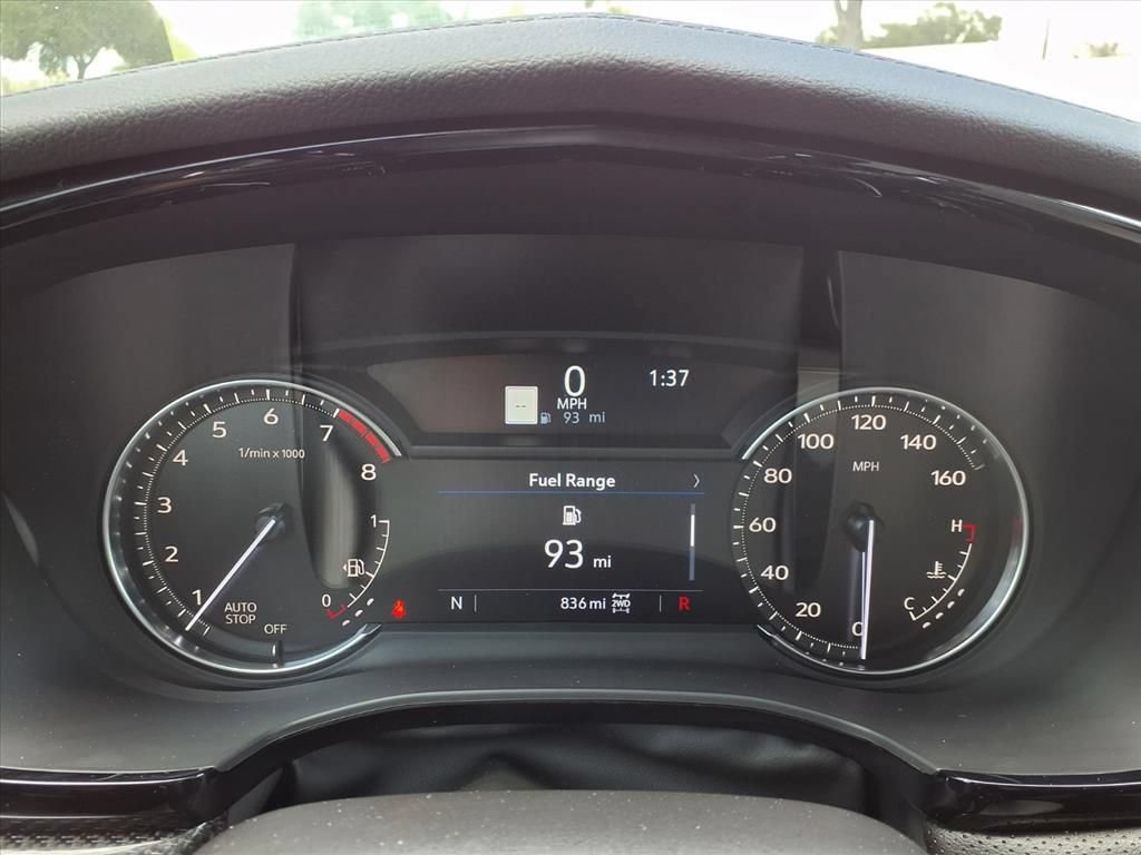 Used 2025 Cadillac XT5 Sportv AWD/4WD image 30