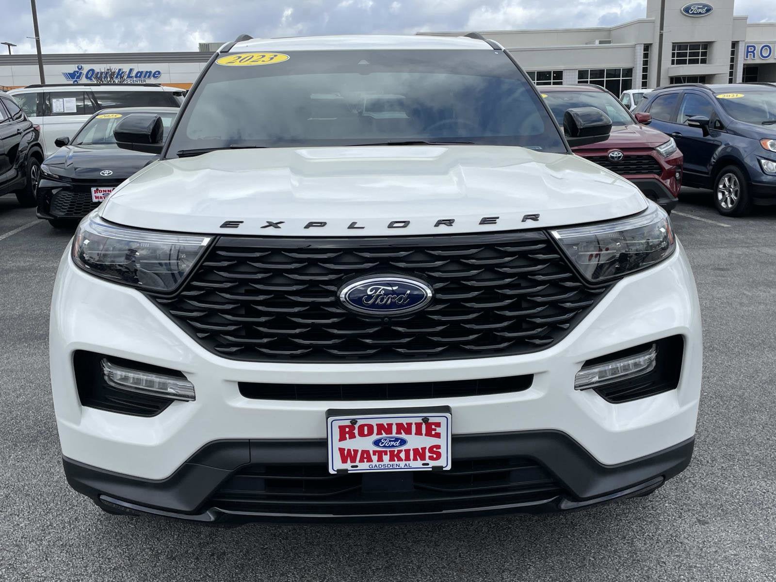 Used 2023 Ford Explorer ST-Line w/ Class IV Trailer Tow Package RWD image 10