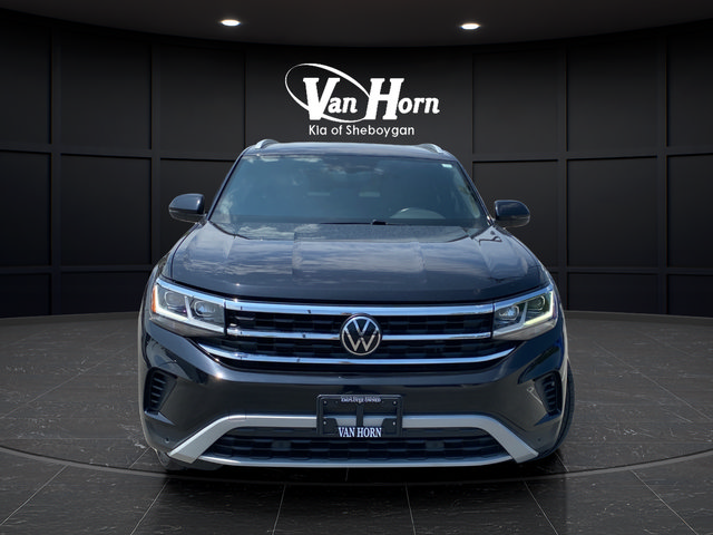 Used 2020 Volkswagen Atlas Cross Sport SE AWD/4WD image 2