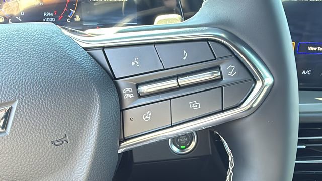 New 2026 Chevrolet Traverse LT w/ Driver Confidence Package FWD image 18