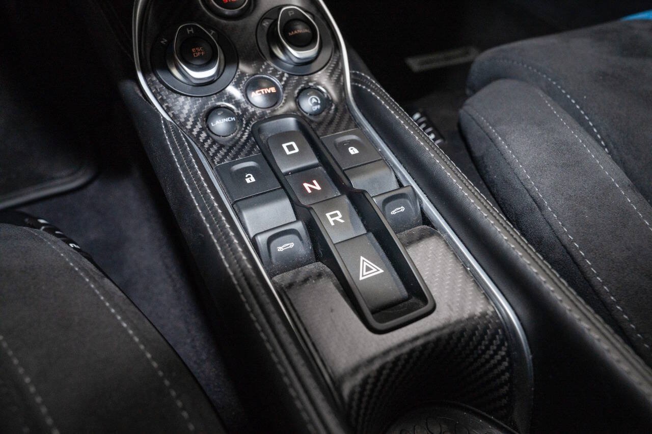 Used 2017 McLaren 570S RWD image 49