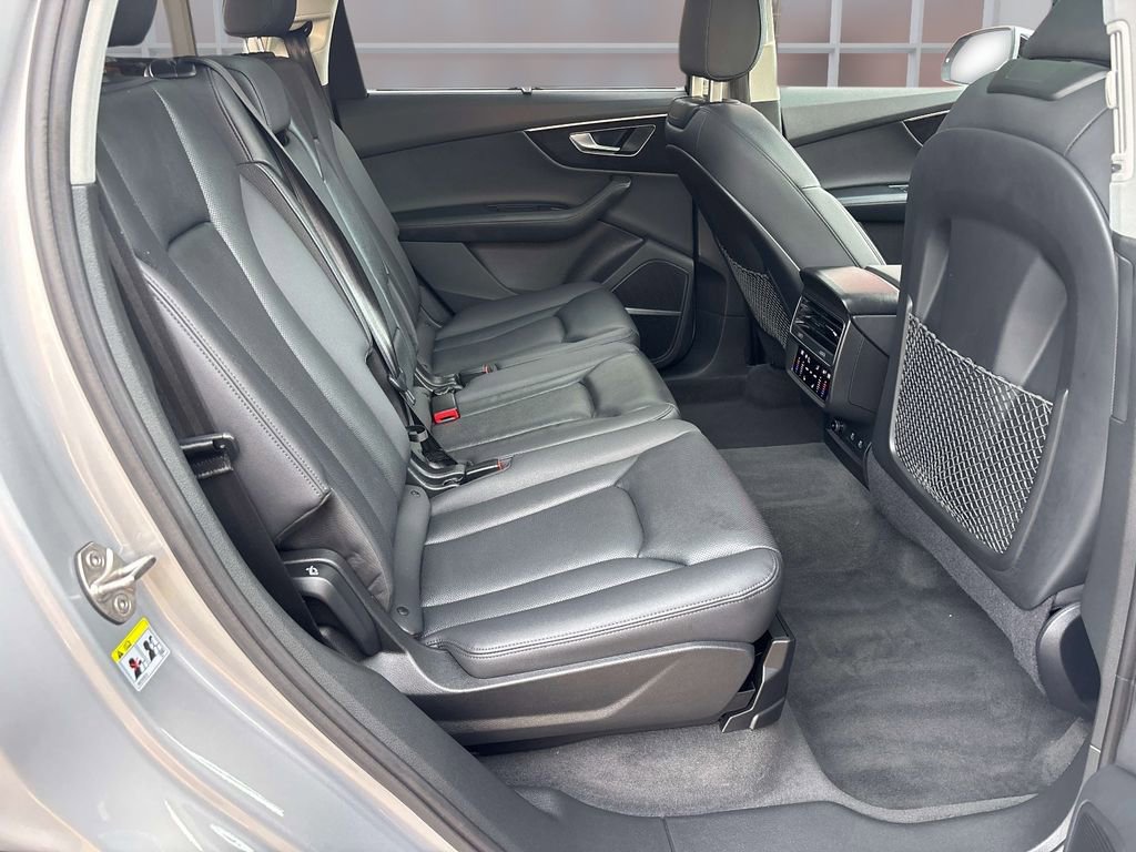 Used 2022 Audi Q7 3.0T Premium Plus image 19