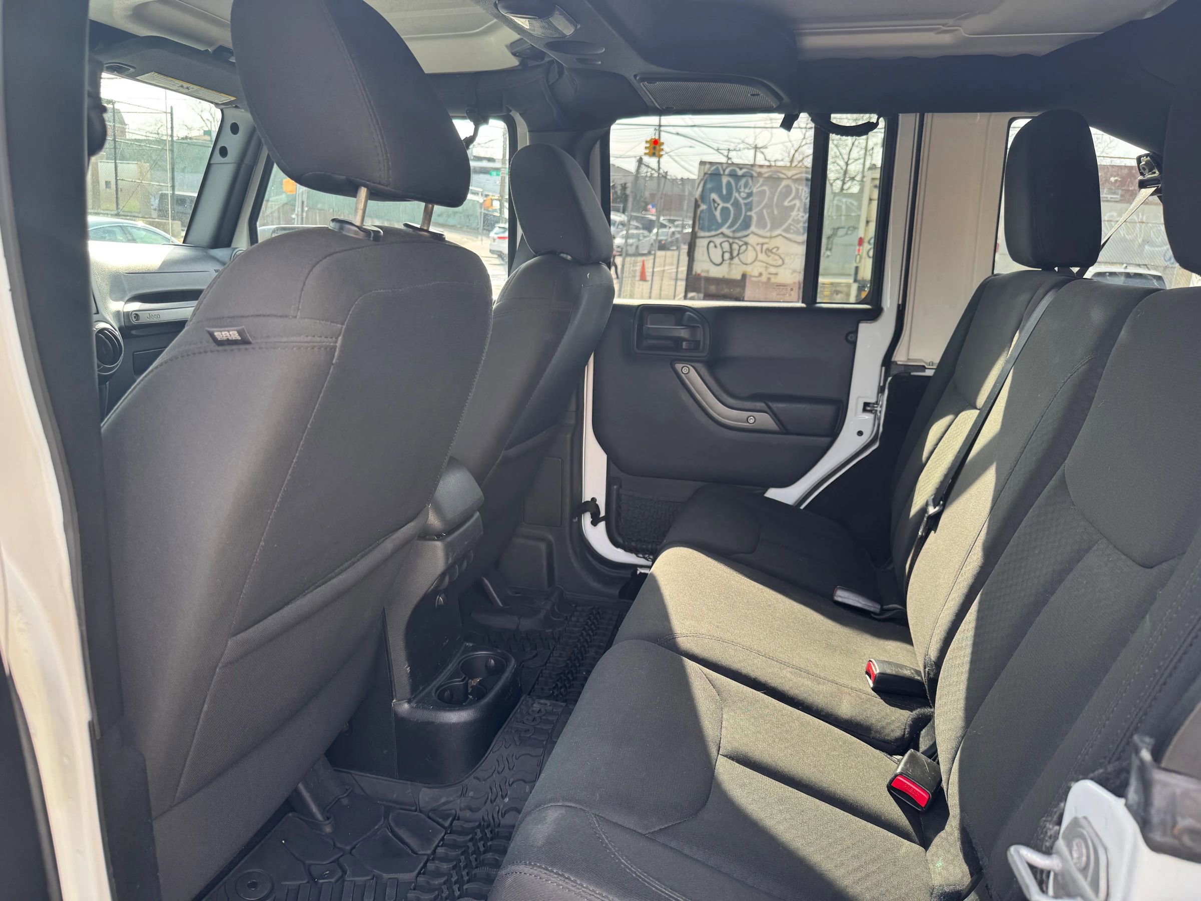 Used 2016 Jeep Wrangler Unlimited Sport image 16