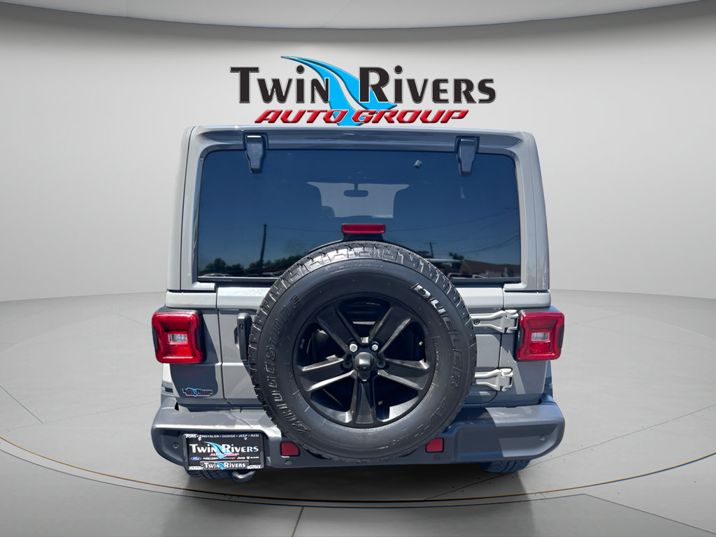 Used 2020 Jeep Wrangler Unlimited Sahara AWD/4WD image 3