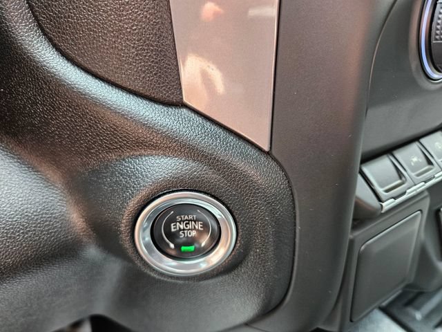 Used 2023 Chevrolet Silverado 1500 W/T AWD/4WD image 32