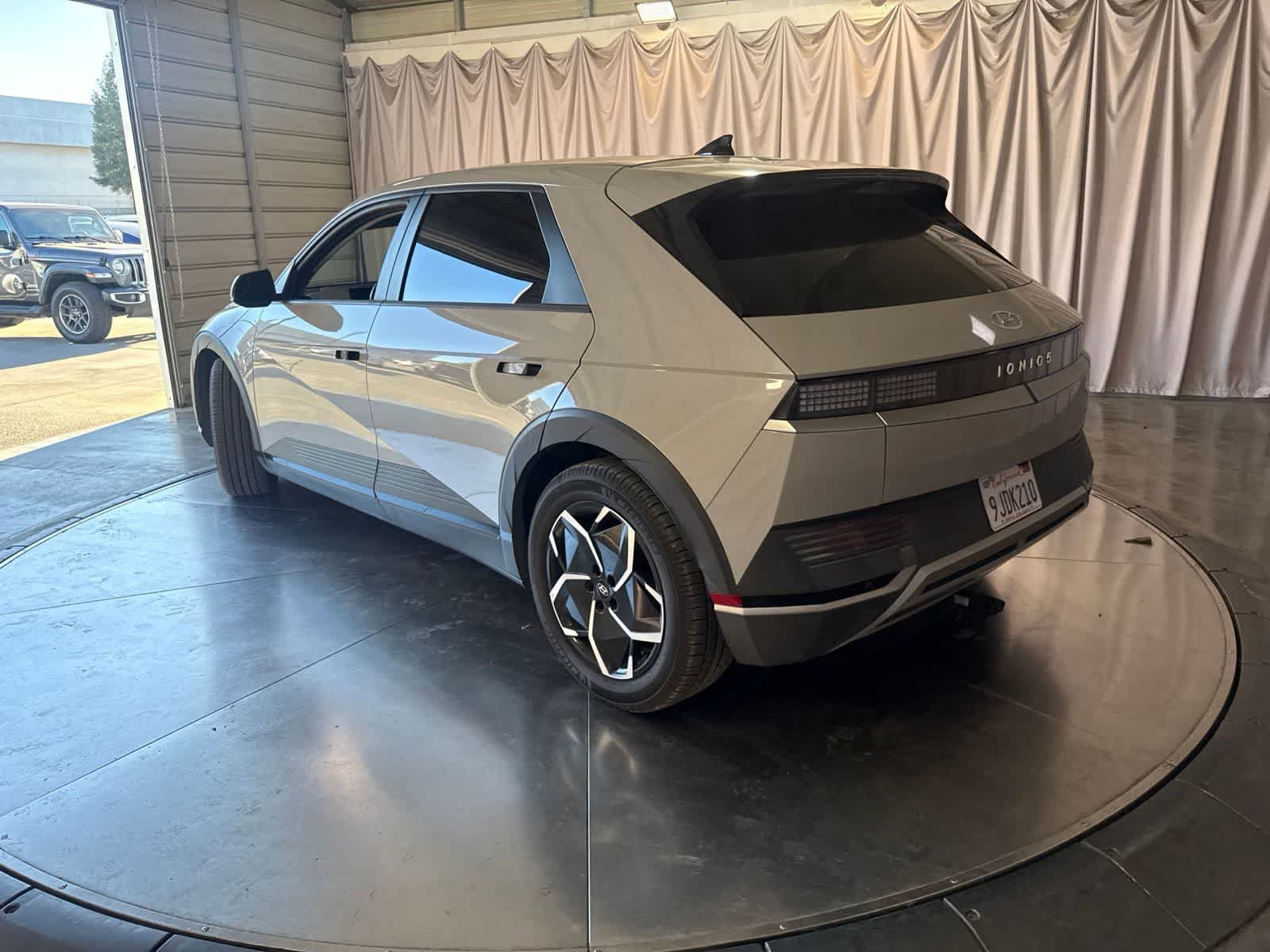 Used 2023 Hyundai Ioniq 5 SEL AWD/4WD image 7