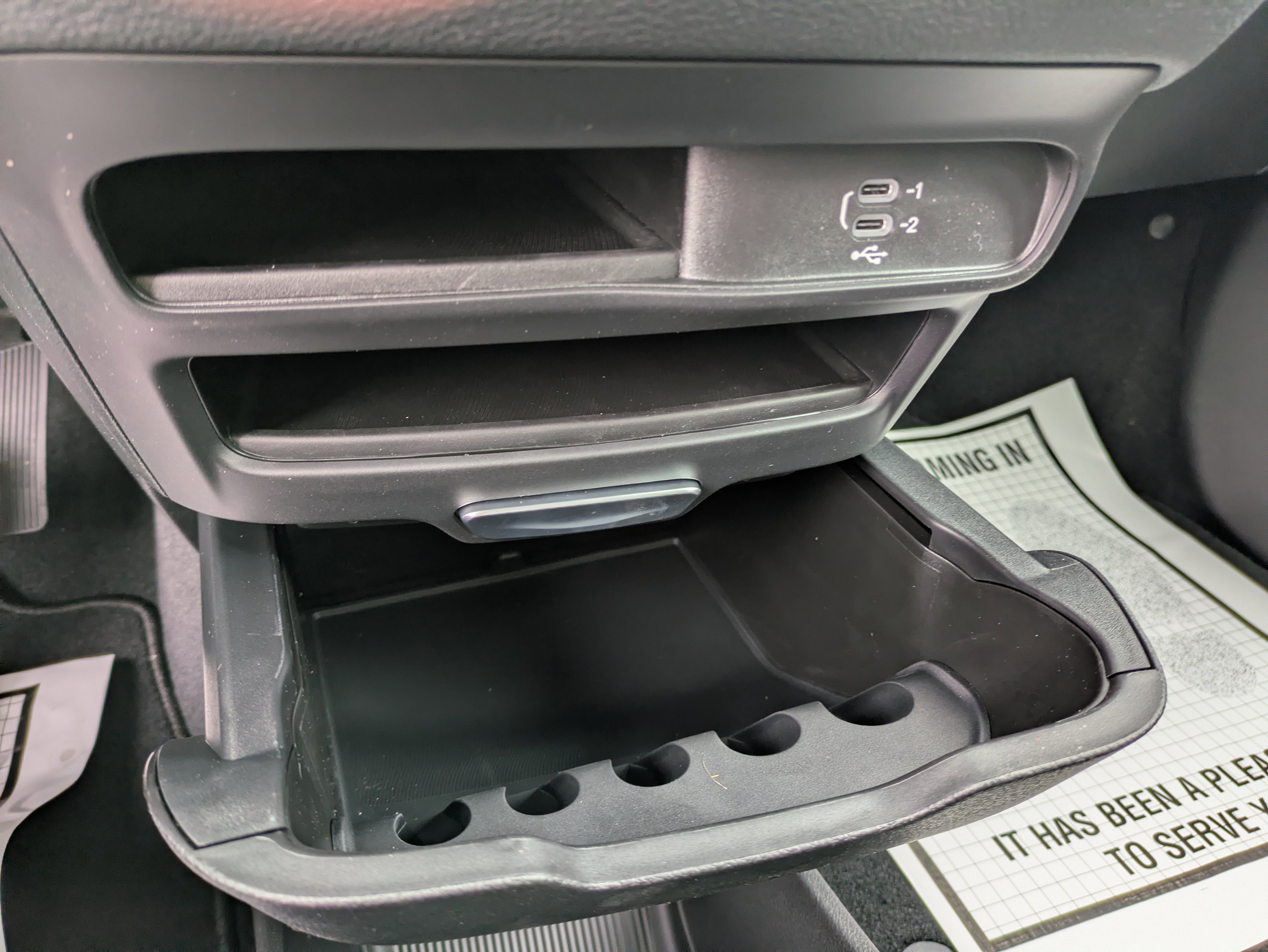 Used 2026 Chrysler Pacifica Select image 23