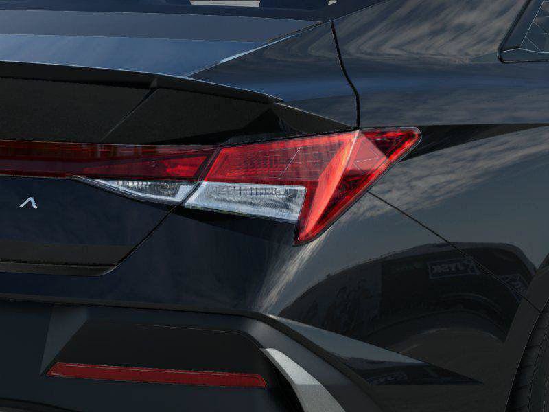 New 2026 Hyundai Elantra SEL Sport FWD image 10