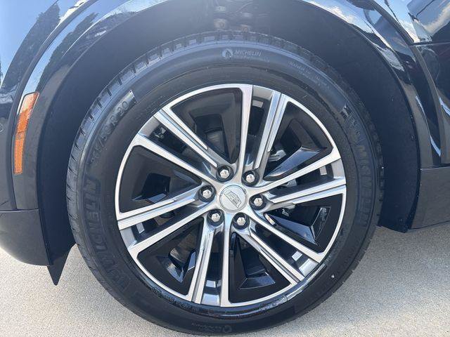New 2026 Cadillac Lyriq Luxury w/ LPO, Floor Liner Package RWD image 20