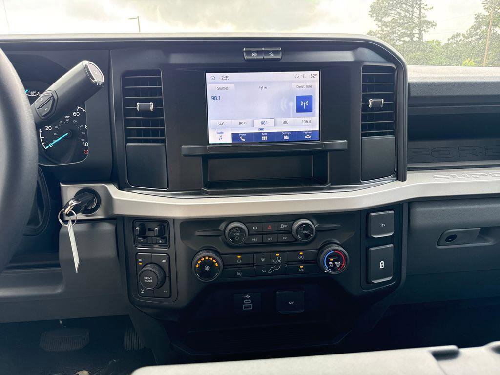 New 2026 Ford F250 XL w/ STX Appearance Package AWD/4WD image 25