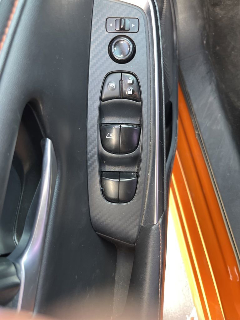 Used 2023 Nissan Sentra SR w/ Electronics Package image 12