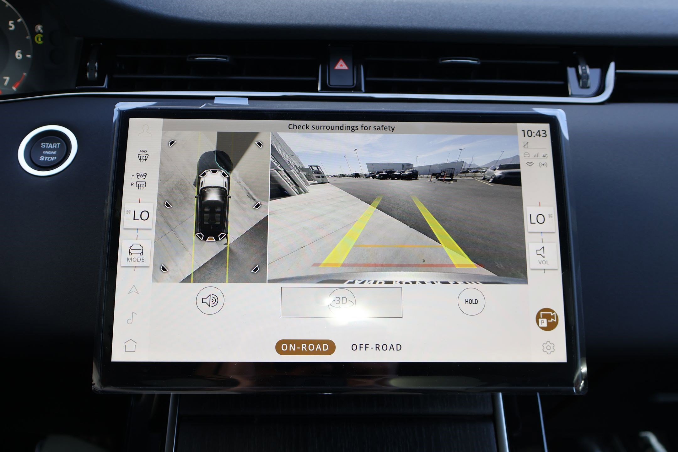 New 2026 Land Rover Range Rover Evoque Dynamic SE image 13