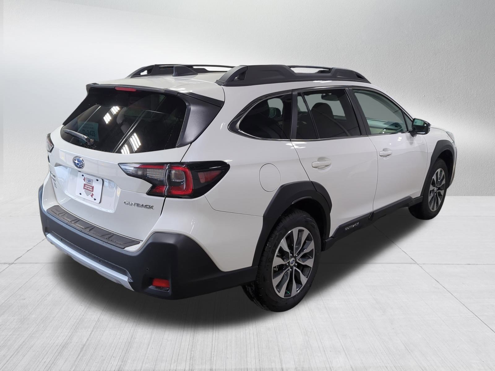 Used 2024 Subaru Outback Limited image 7