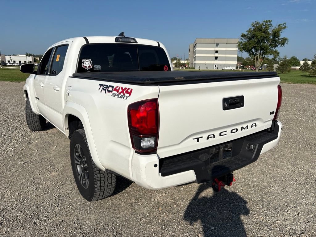 Used 2019 Toyota Tacoma TRD Sport w/ Technology Package AWD/4WD image 8