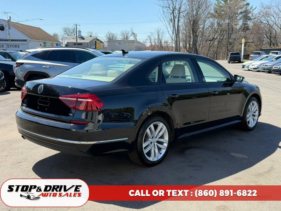 Used 2019 Volkswagen Passat 2.0T Wolfsburg w/ Wheels & Sunroof Package image 5