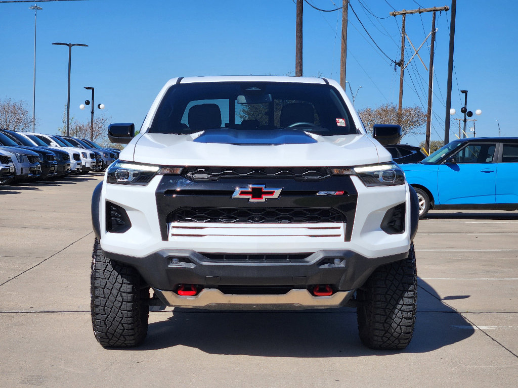 Used 2025 Chevrolet Colorado ZR2 w/ Technology Package image 11