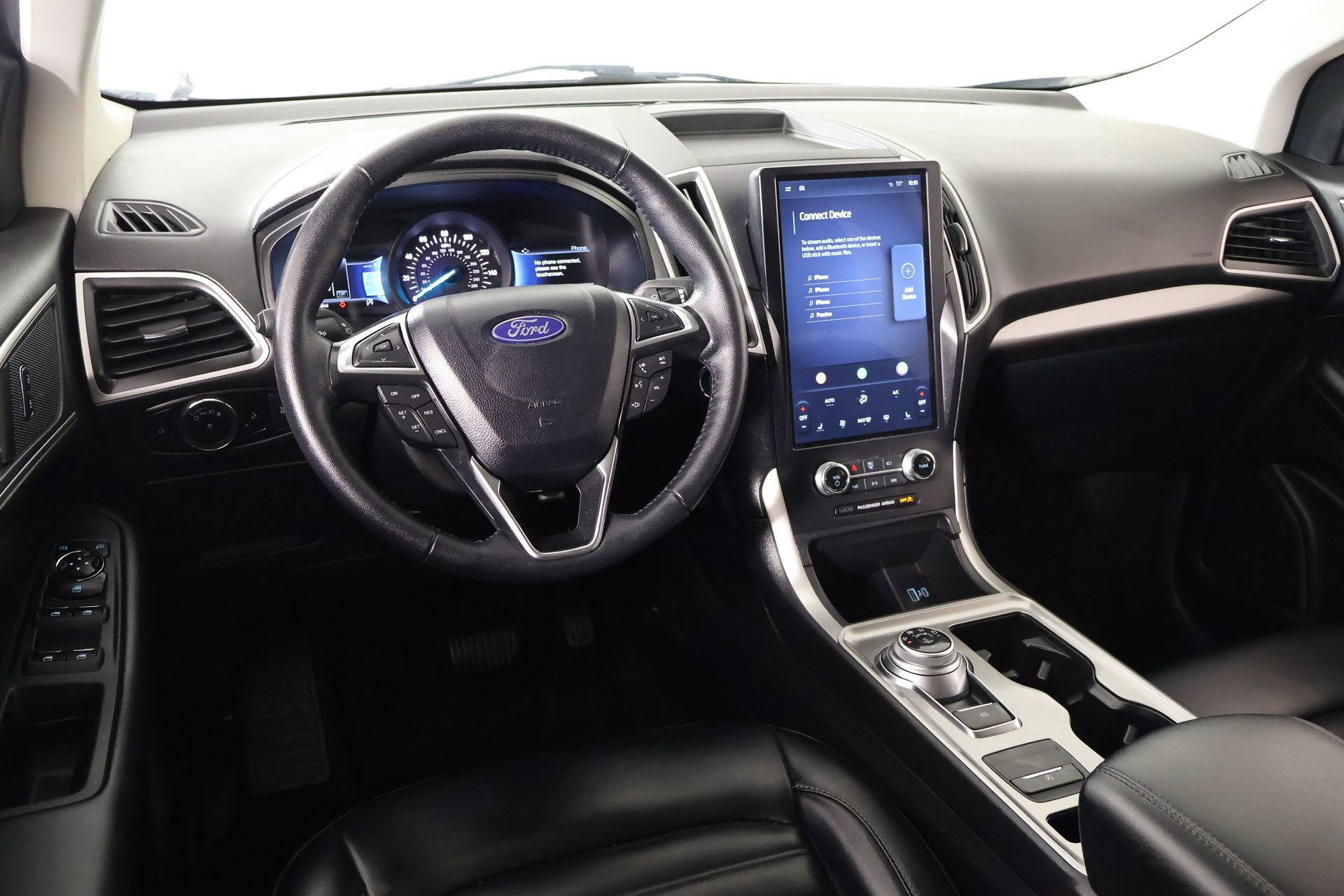 Used 2024 Ford Edge SEL image 2