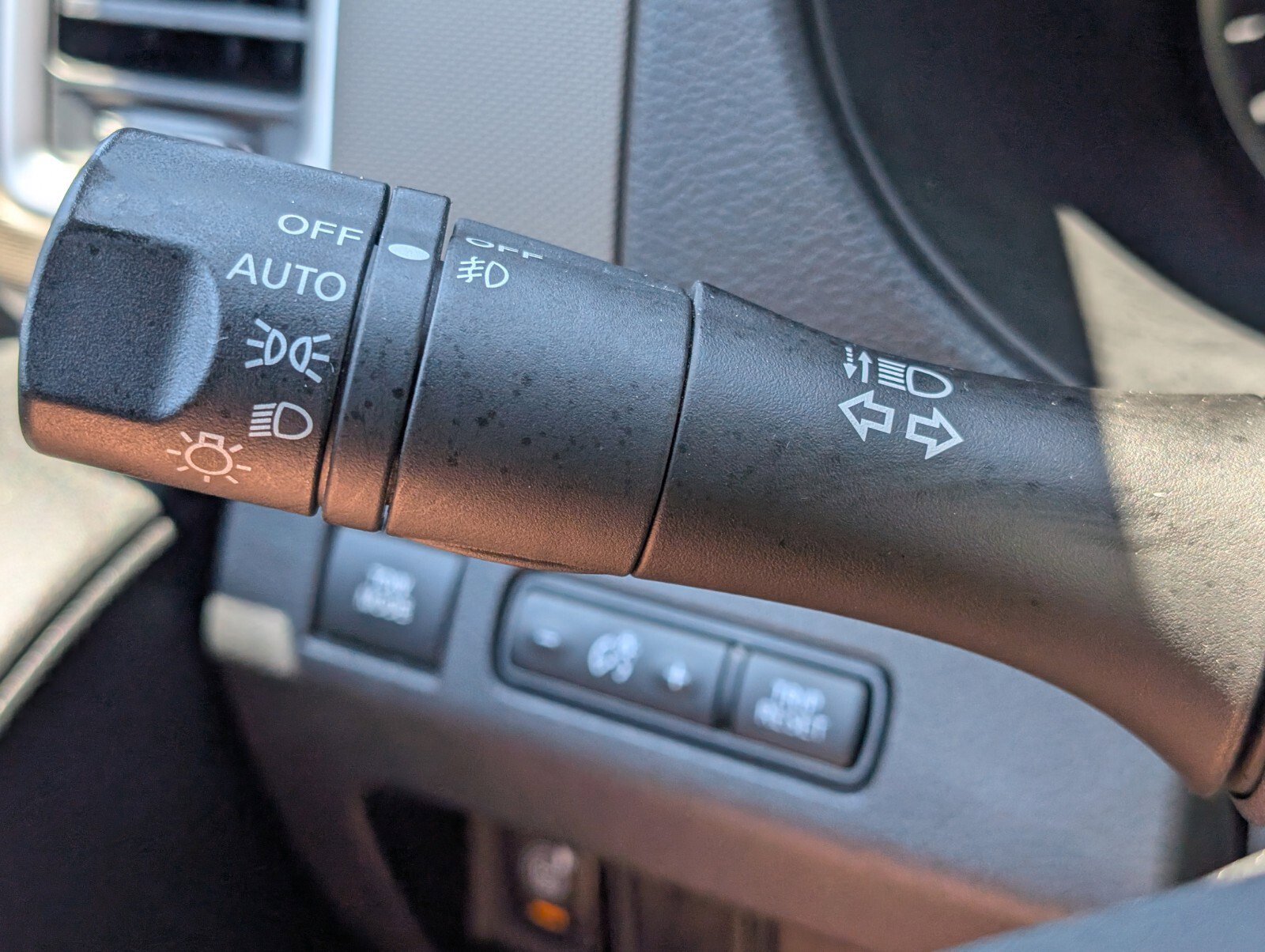 Certified 2022 Nissan Frontier SV AWD/4WD image 32