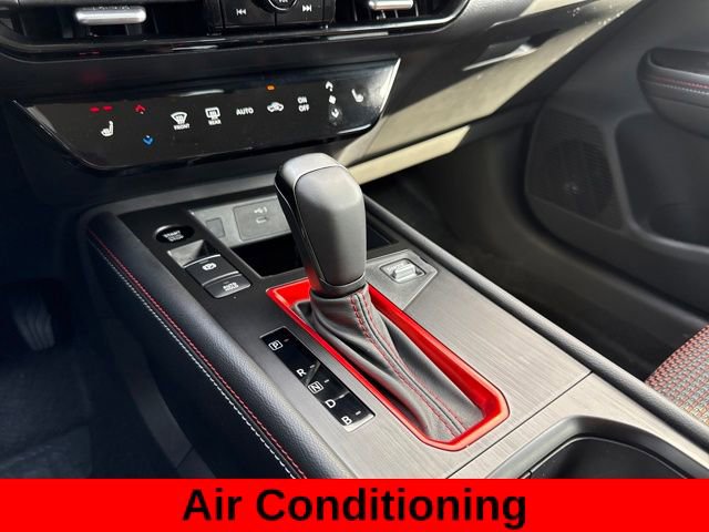 Used 2026 Nissan Kicks SR w/ Cold Weather Package image 21