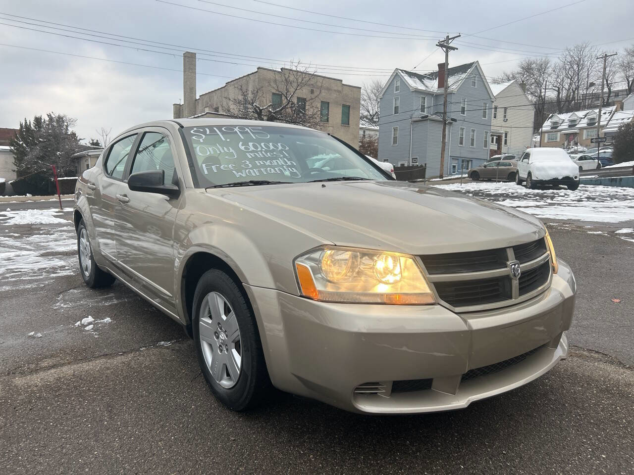 Used 2009 Dodge Avenger SE image 4
