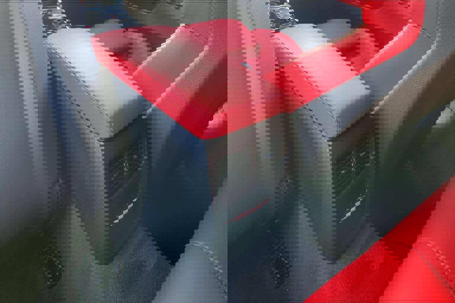 Used 2024 BMW M4 xDrive Competition image 37