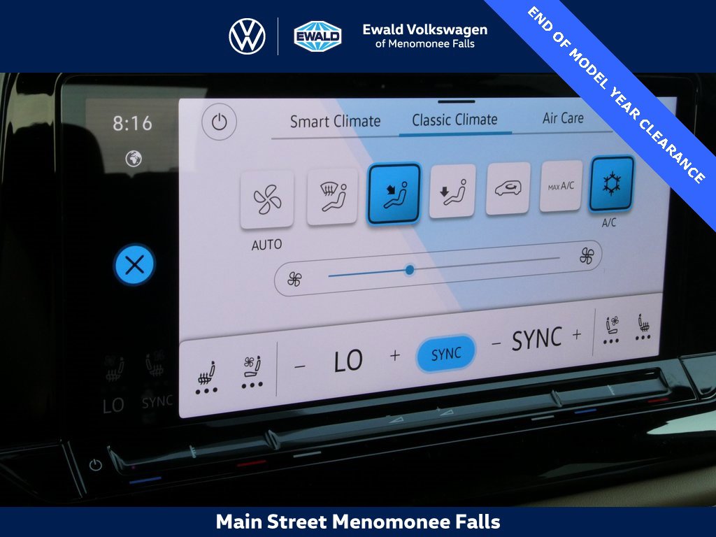 New 2025 Volkswagen Atlas Cross Sport SE image 8