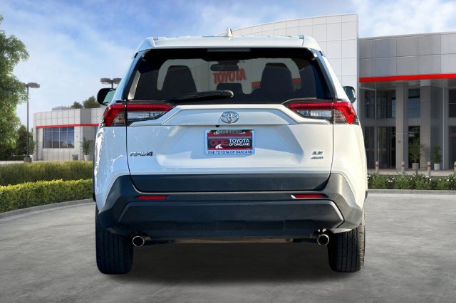 Used 2025 Toyota RAV4 LE AWD/4WD image 6
