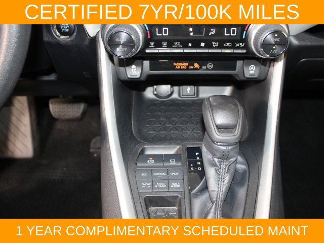 Used 2021 Toyota RAV4 XLE AWD/4WD image 24